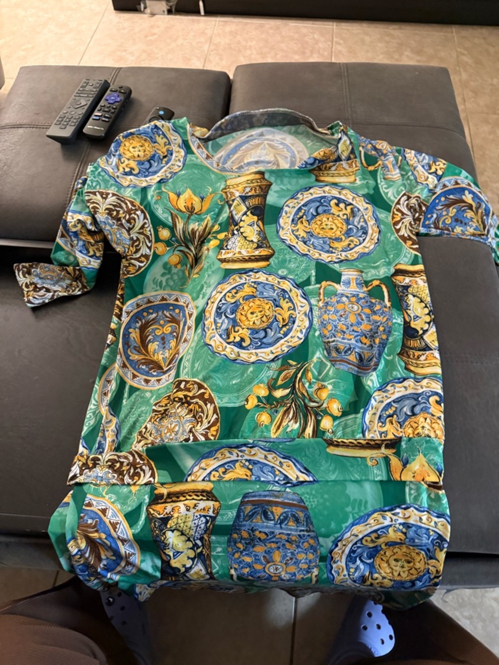 Green Baroque Print Short Sleeve Top